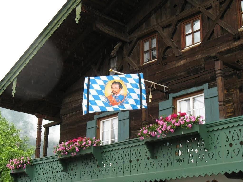 Landgasthof Kirchmayer Farchant Exterior foto